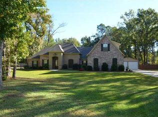 2857 Hillcrest Cir, Benton, LA 71006