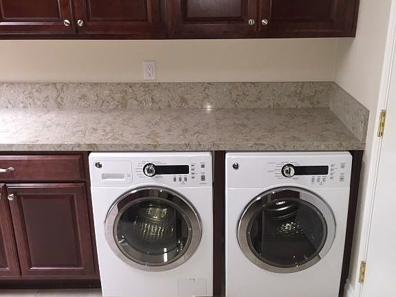 4th image of 5330 Lindley Ave Unit 313