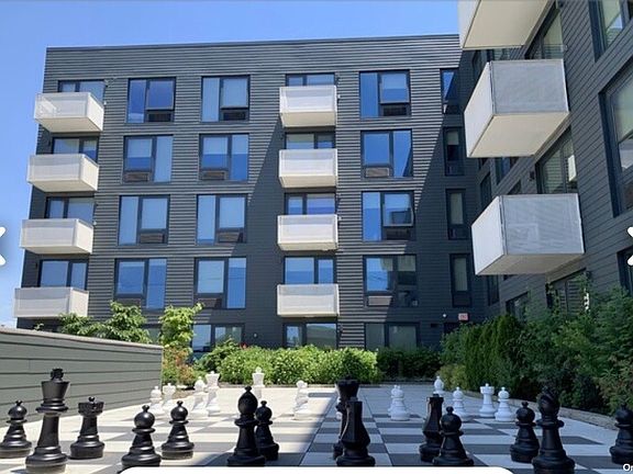 3rd image of 49 N Central Ave #407