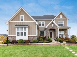 5962 Laurel Ln, Delaware, OH 43015