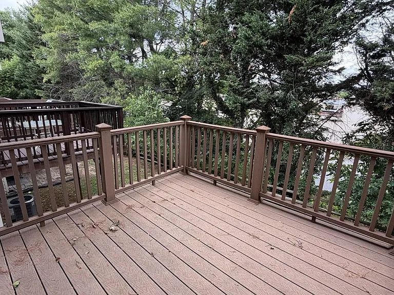 218 Tudor Dr — Photo 13