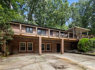 303 Brightwater Heights Dr, Hendersonville, NC 28791
