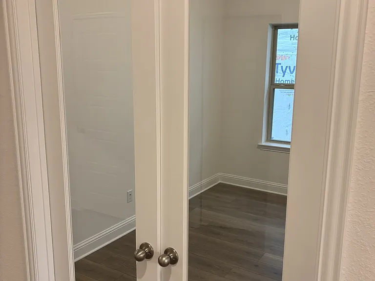 Office / bonus room