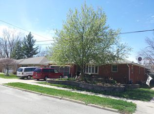 1313 S Oak St, Bloomington, IL
