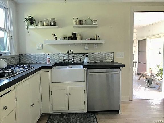2nd image of 2859 E Pleasant Ave