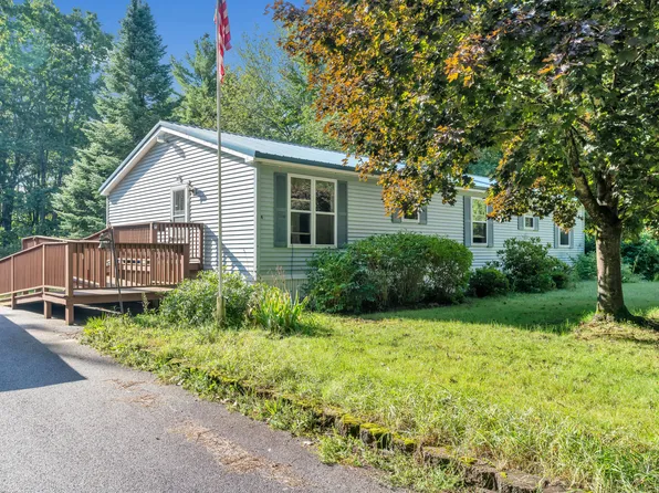 64 Loop Road, Wells, ME 04090