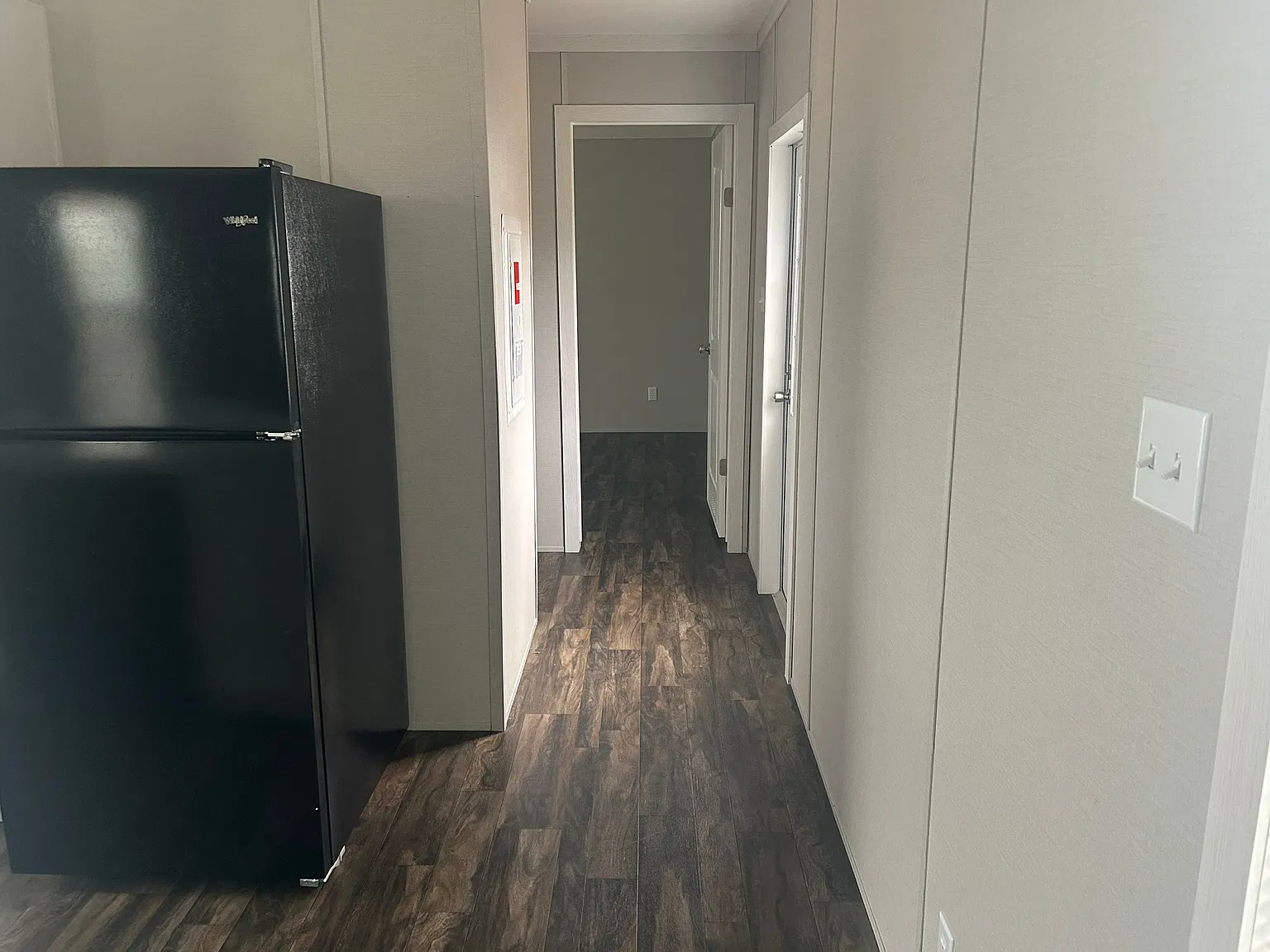 Modern & Efficient Living - 12-Month Lease Available! — Photo 4