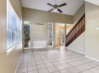 6702 Windsor Holw, San Antonio, TX 78239