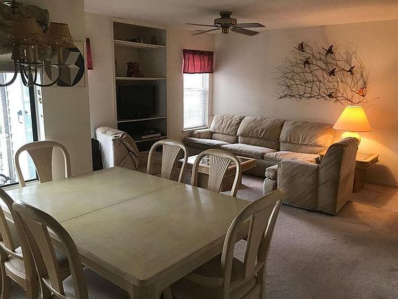 5th image of 205 Diamond Dr