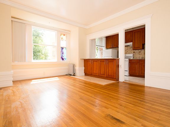 2nd image of 721 Bush St #206F