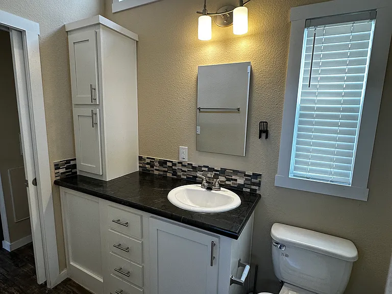 1321 Mack Rd #2 — Photo 5