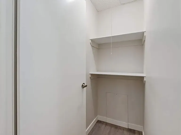 2398 Southview Dr SE — Photo 8