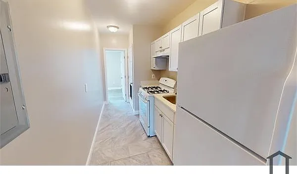 105 35th St NE #1 — Photo 10