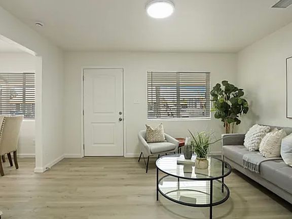 5th image of 107 S Walnut Ave #120