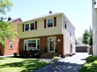 4190 Bushnell Rd, University Heights, OH 44118