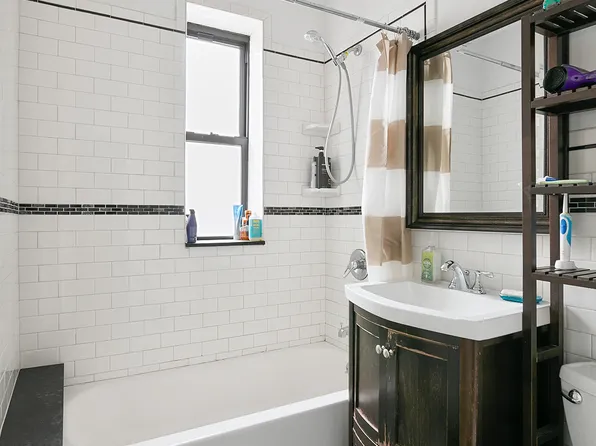 11 1st Place image 4 of 8