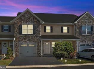 836 Spring Rock Ct, Mechanicsburg, PA 17055