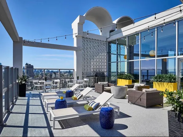 (undisclosed Address), Chicago, IL 60657