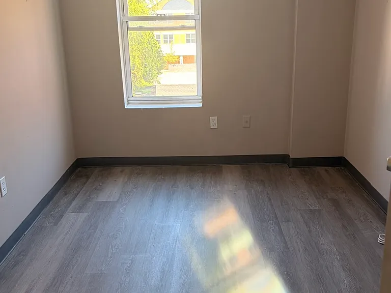 258 Mill St #10 — Photo 4