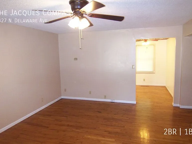 2327 N Delaware Ave — Photo 4