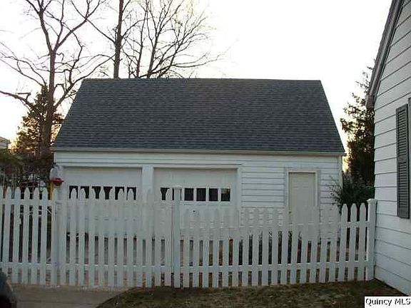 Home for Sale in Quincy, IL $127,900