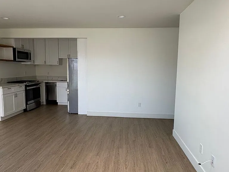 Sea Skiff Apartments Best Ocean View in Hermosa Beach — Photo 33