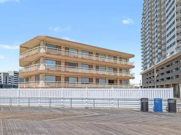 108 S Montpelier Ave APT 301, Atlantic City, NJ 08401
