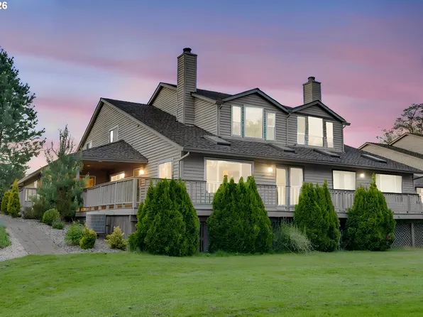 1522 NE Marine Dr, Portland, OR 97211