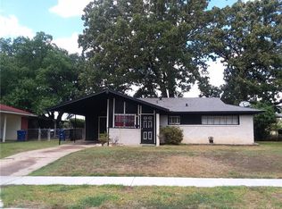 909 Huntington Ln, Shreveport, LA 71106