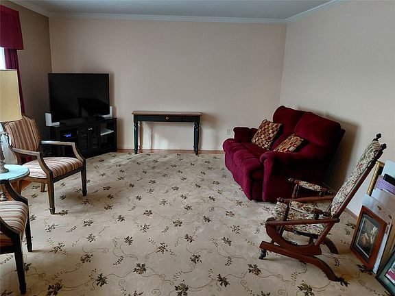 2nd image of 2536 N Tracy Dr