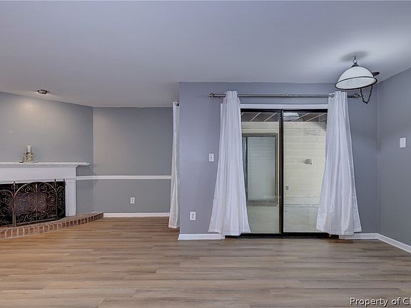 5th image of 304 Patriot Ln #C