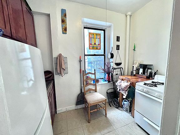 5th image of 286 Fort Washington Ave #C44
