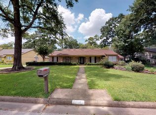 27225 Lana Ln, Conroe, TX 77385