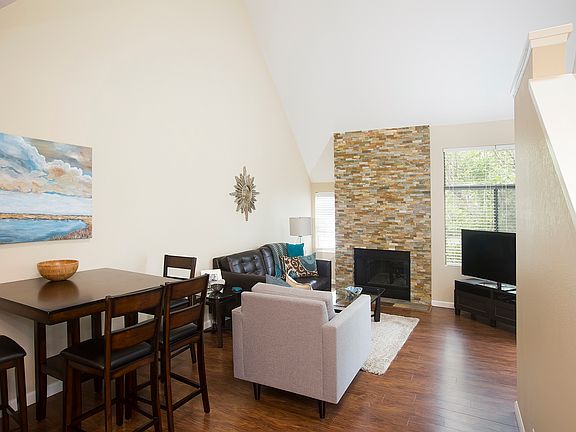 3rd image of 2214 River Run Dr Unit 81