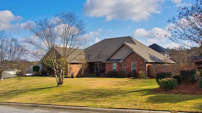 1st image of 1600 Cedar Hill Dr