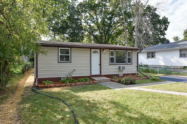 1st image of 1218 Landon Ave