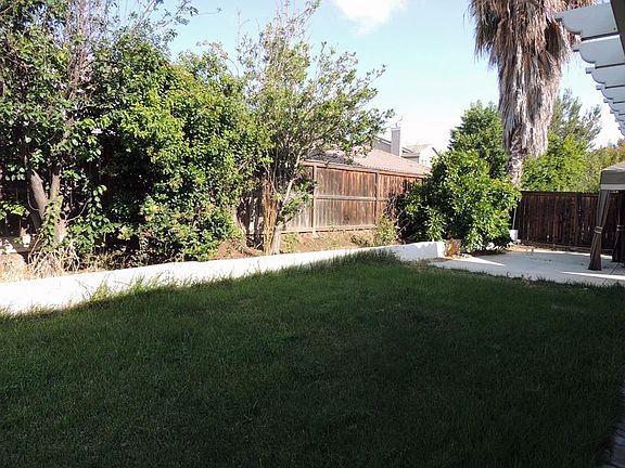 2nd image of 33619 Delphinium Ln