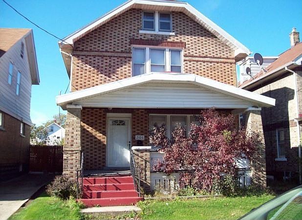 1st image of 2106 Poplar St #N1112