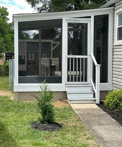 Screened in side porch