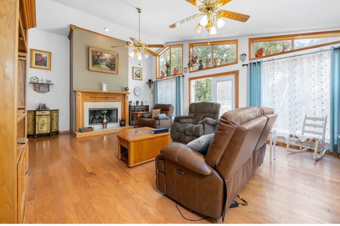 next background image