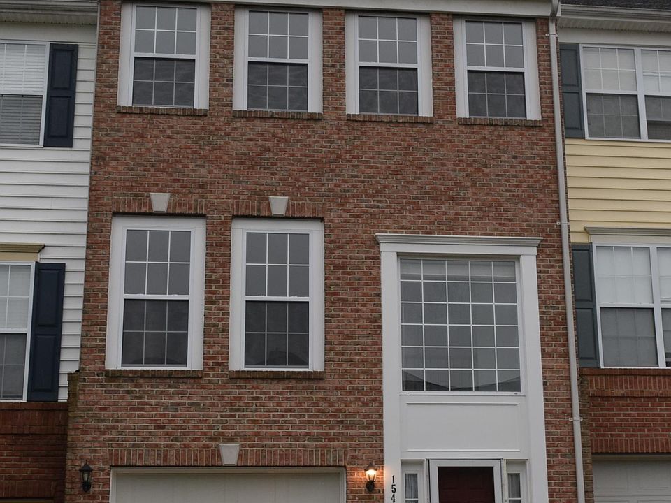 1st image of 15435 Binder Ct