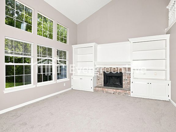 5th image of 1943 Cross Willow Ln