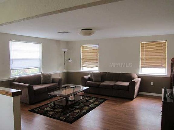 3rd image of 4100 Lake Saunders Dr
