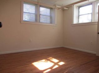 2804 33rd St #20, Astoria, NY 11102
