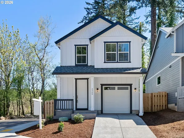 2260 NE 207th Pl, Fairview, OR 97024