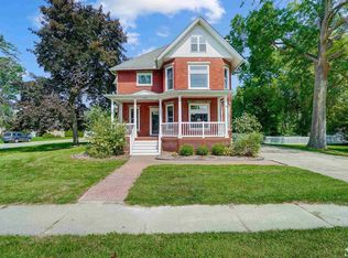 534 Monroe St, Carleton, MI 48117