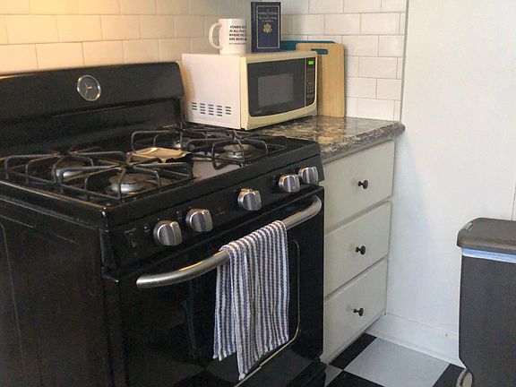 4th image of 1616 Silver Lake Blvd #1/2