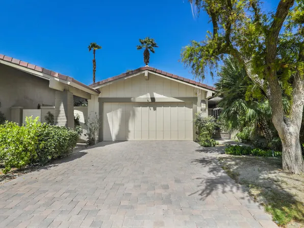 186 Running Springs Dr, Palm Desert, CA 92211