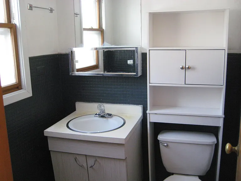 5860 Garrett Lane Appartment Appartment #1 — Photo 11