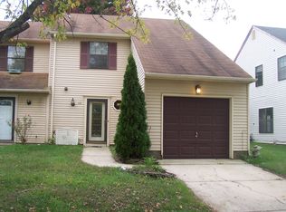 68 Hampton Gate Dr, Sicklerville, NJ 08081